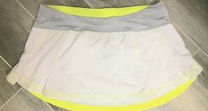 Lululemon Athletica sz 8 regular tennis skirt EUC